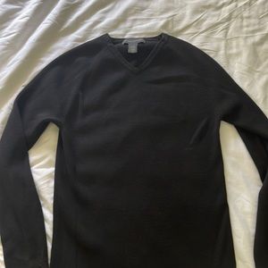 Banana republic mens ribbed long sleeve shirt v-necked. size large